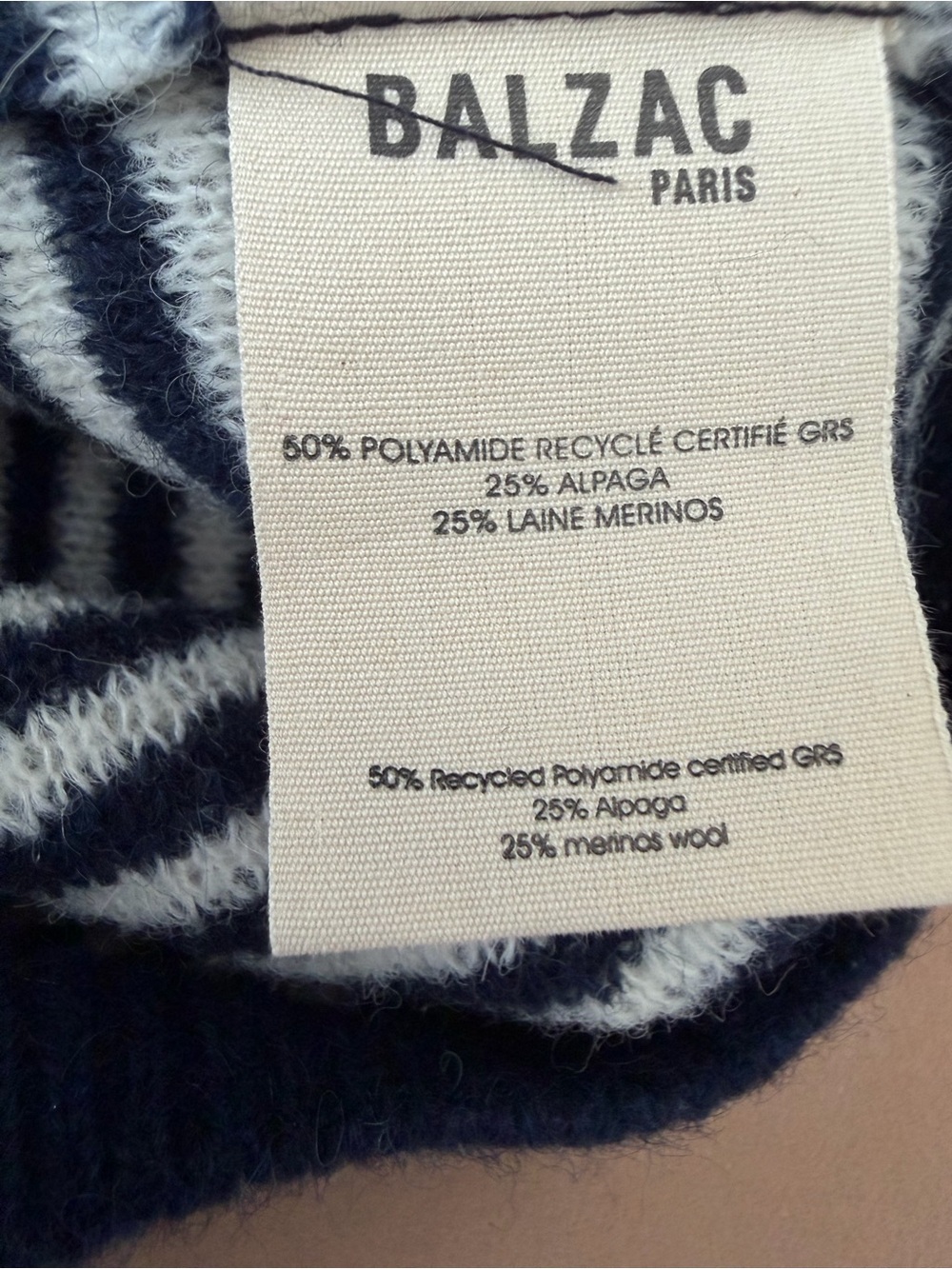 A1-22 Balzac Paris Sweater Vest Size M PULL BLASON RAYURES BLEU ET BLANC - Picture 9 of 10